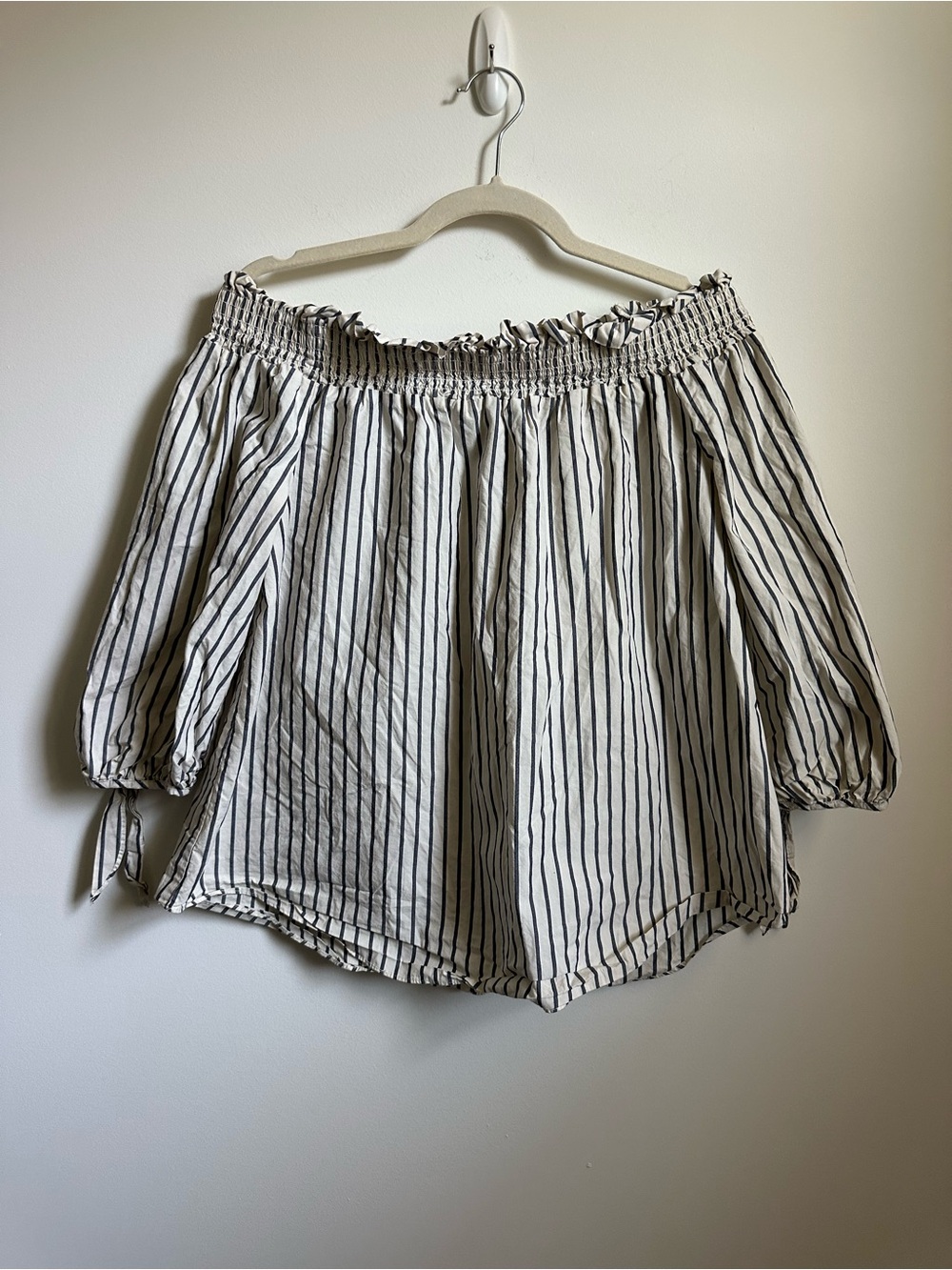 Kensie Off Shoulder Striped Blouse White Blue Tie Sleeve Women’s L 100% cotton - Picture 9 of 9